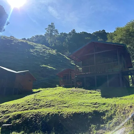 Entre Arboles Lodge San Gerardo de Dota Exterior photo