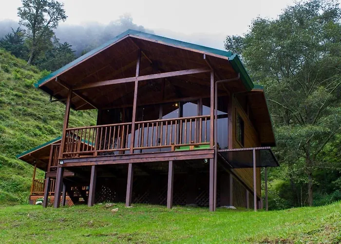 Entre Arboles Lodge