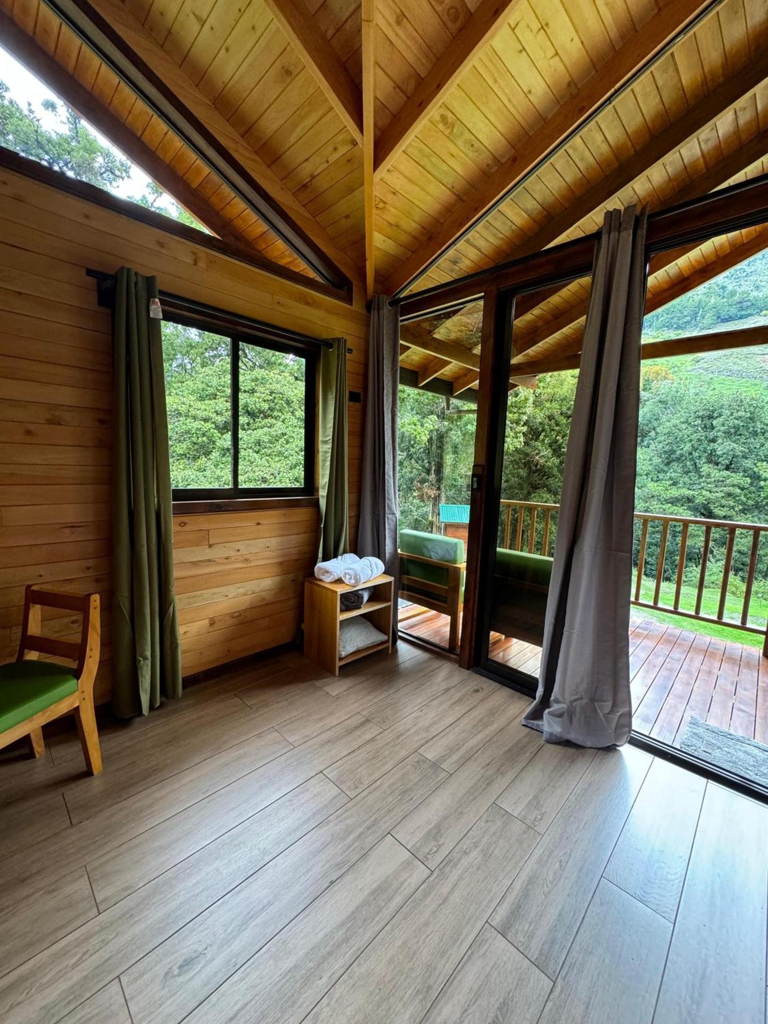 Chalet Entre Arboles San Gerardo de Dota