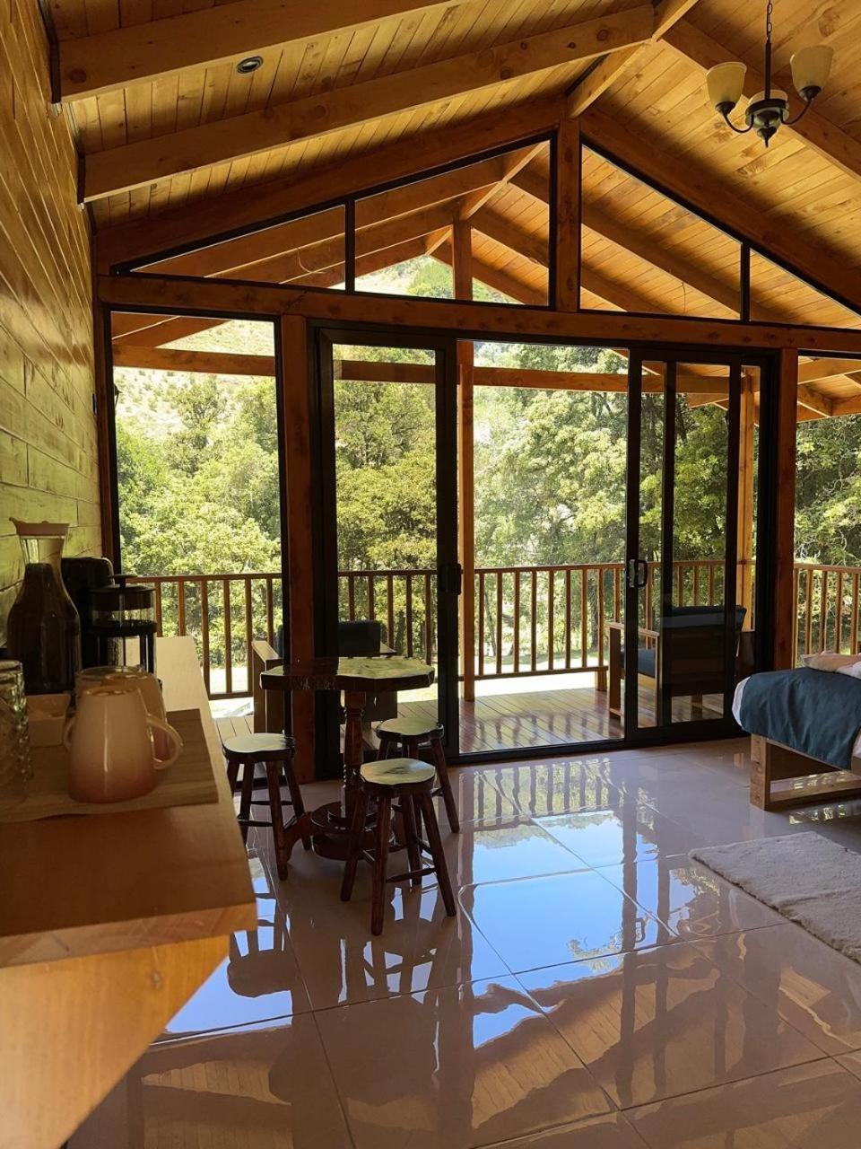 Entre Arboles Chalet San Gerardo de Dota